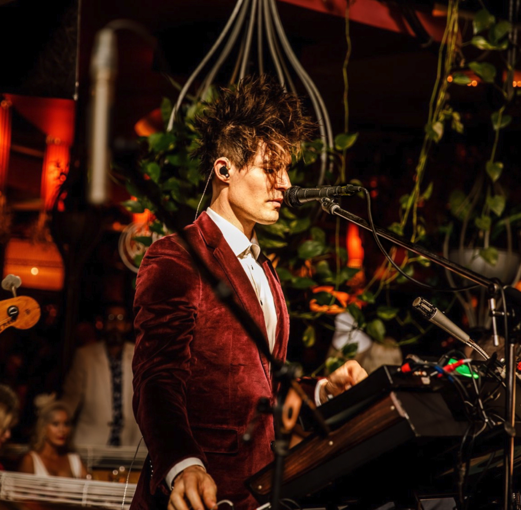 Stephen Anning performing piano at Cloudland Brisbane